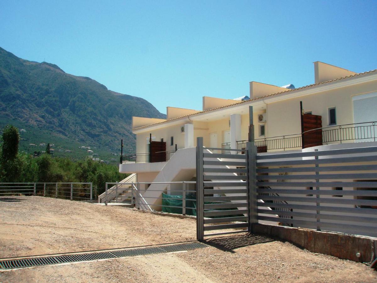 קלמאטה Elea Apartments מראה חיצוני תמונה